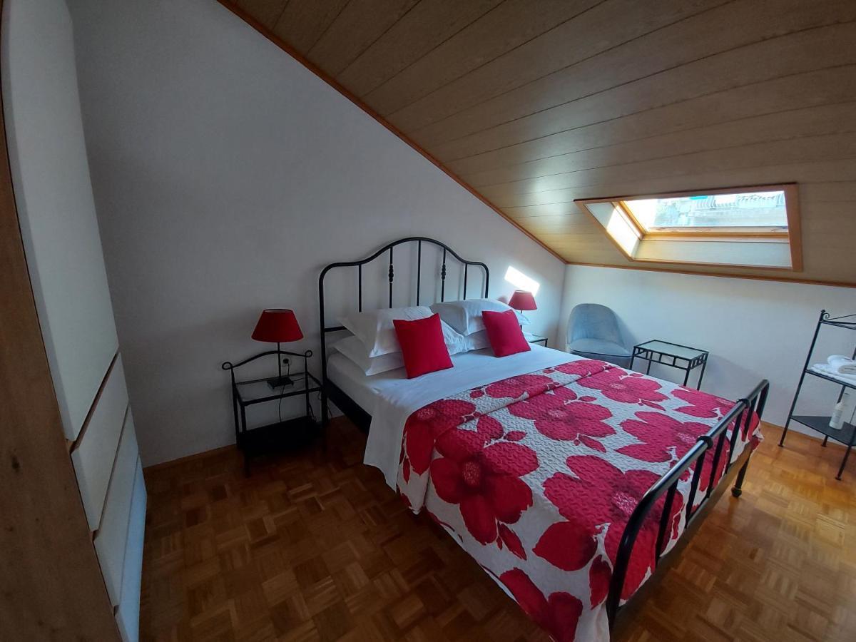 Apartments And Rooms Villa Dona Makarska Ngoại thất bức ảnh