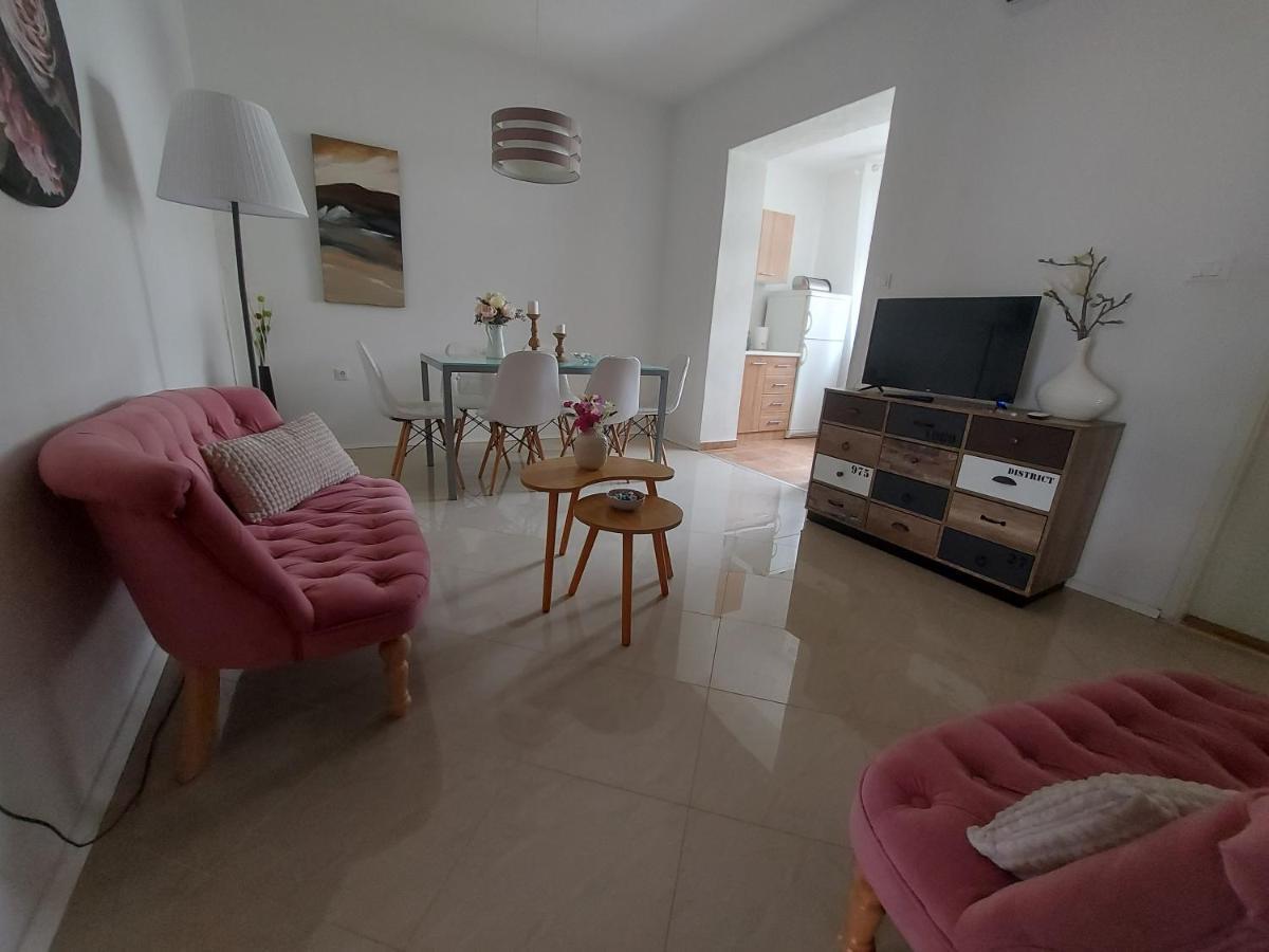 Apartments And Rooms Villa Dona Makarska Ngoại thất bức ảnh