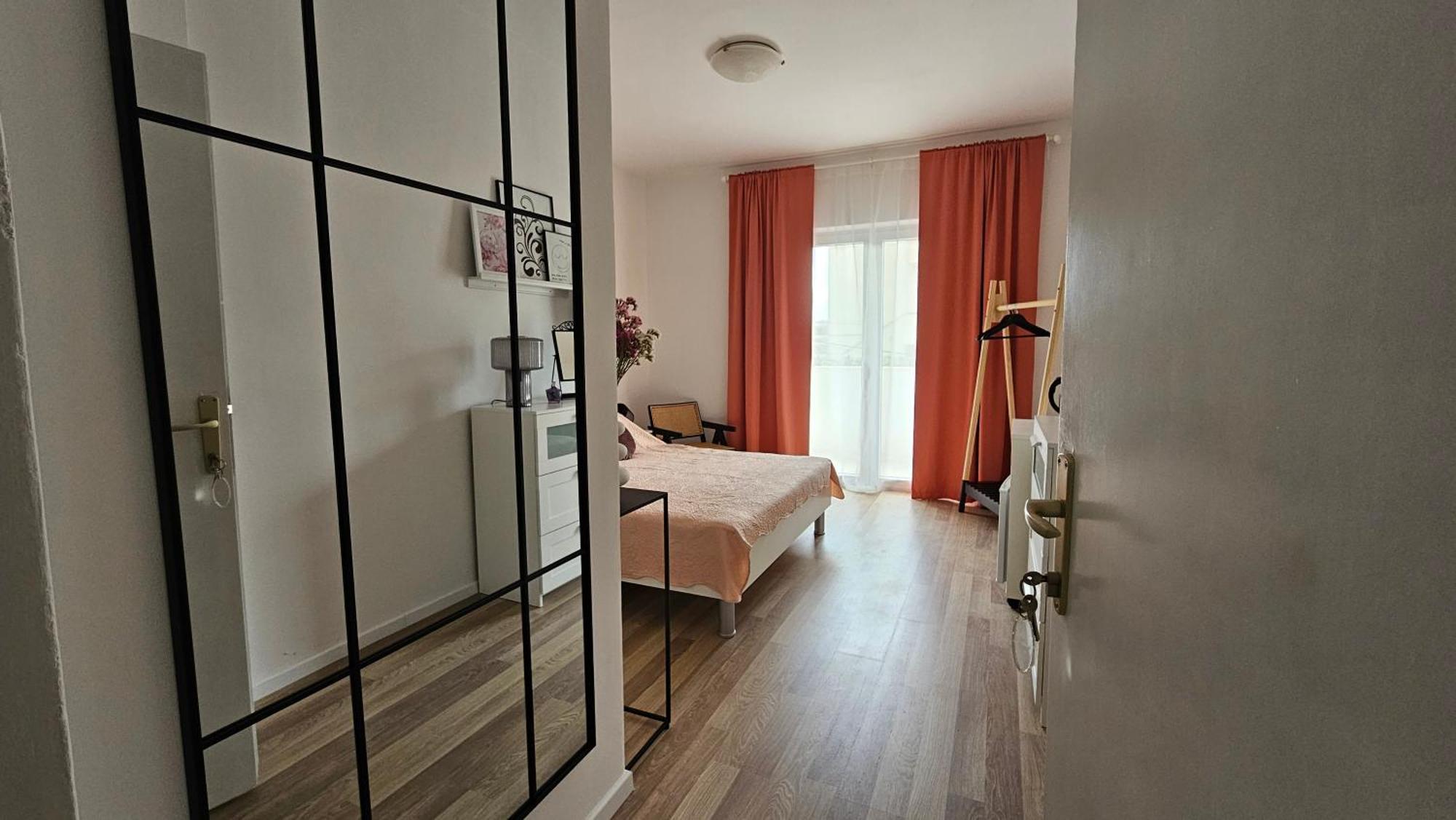 Apartments And Rooms Villa Dona Makarska Ngoại thất bức ảnh