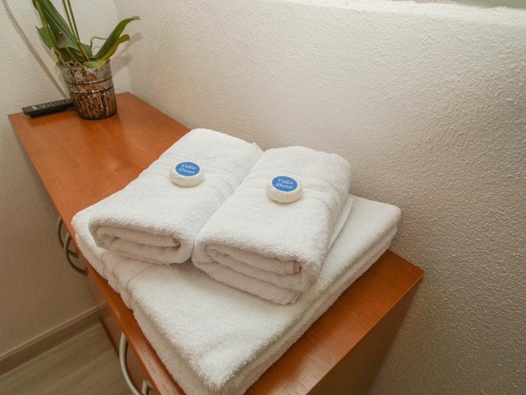 Apartments And Rooms Villa Dona Makarska Ngoại thất bức ảnh