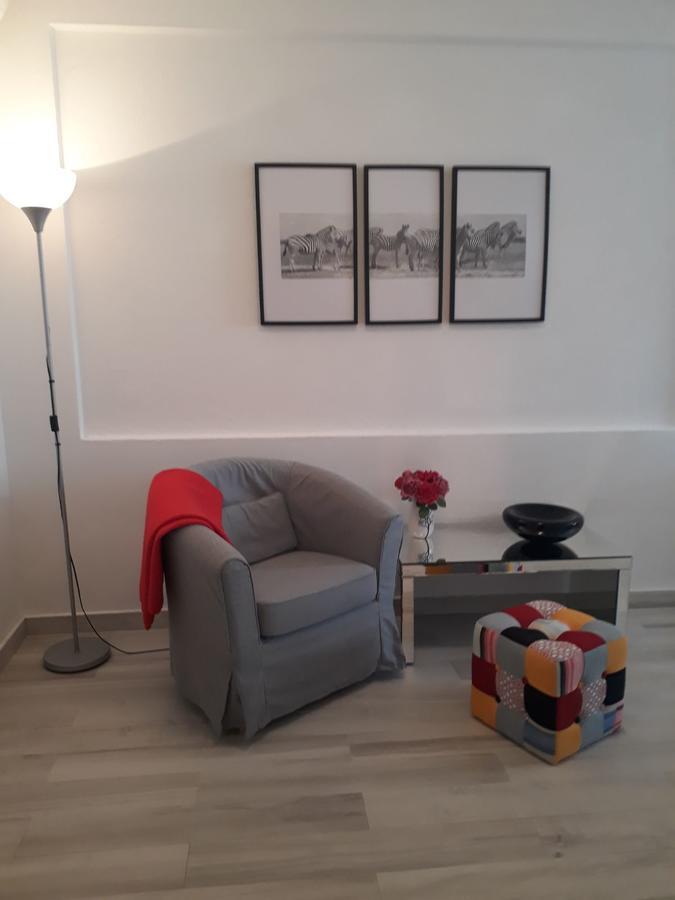Apartments And Rooms Villa Dona Makarska Ngoại thất bức ảnh